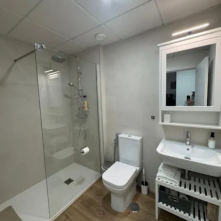 شقة Roomy Estudio *